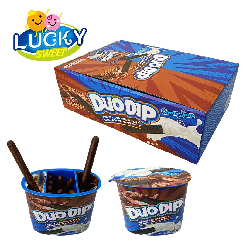 2 to 1Cream and chocolate jam biscuits c